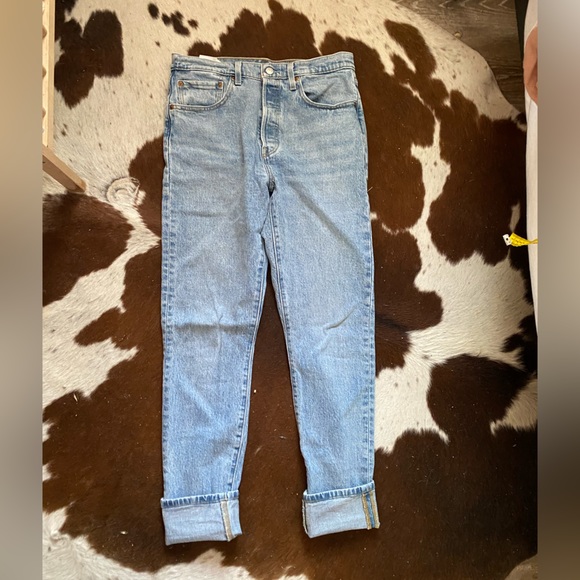 Levis 501 - Picture 6 of 8